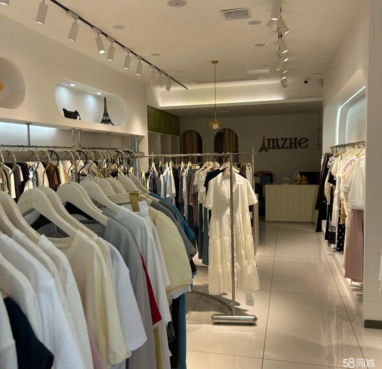 （转让）服装女装店转让，房租11月15日到期，全新装修的